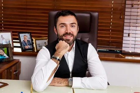 Tanınmış oftalmoloqa cinayət işi açıldı