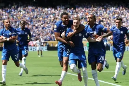 Dünya çempionu olan “Çelsi”nin fantastik gəliri