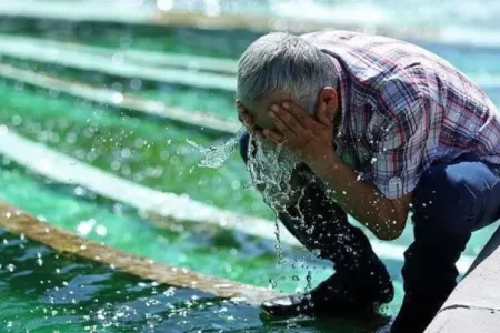 XƏBƏRDARLIQ: Bu şəxslərə günorta vaxtı çölə çıxmaq qadağandır