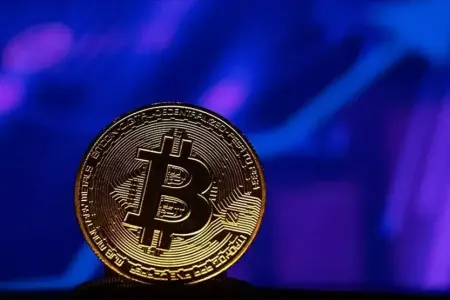Bitcoin rekord qırdı: - 122 min DOLLARI AŞDI