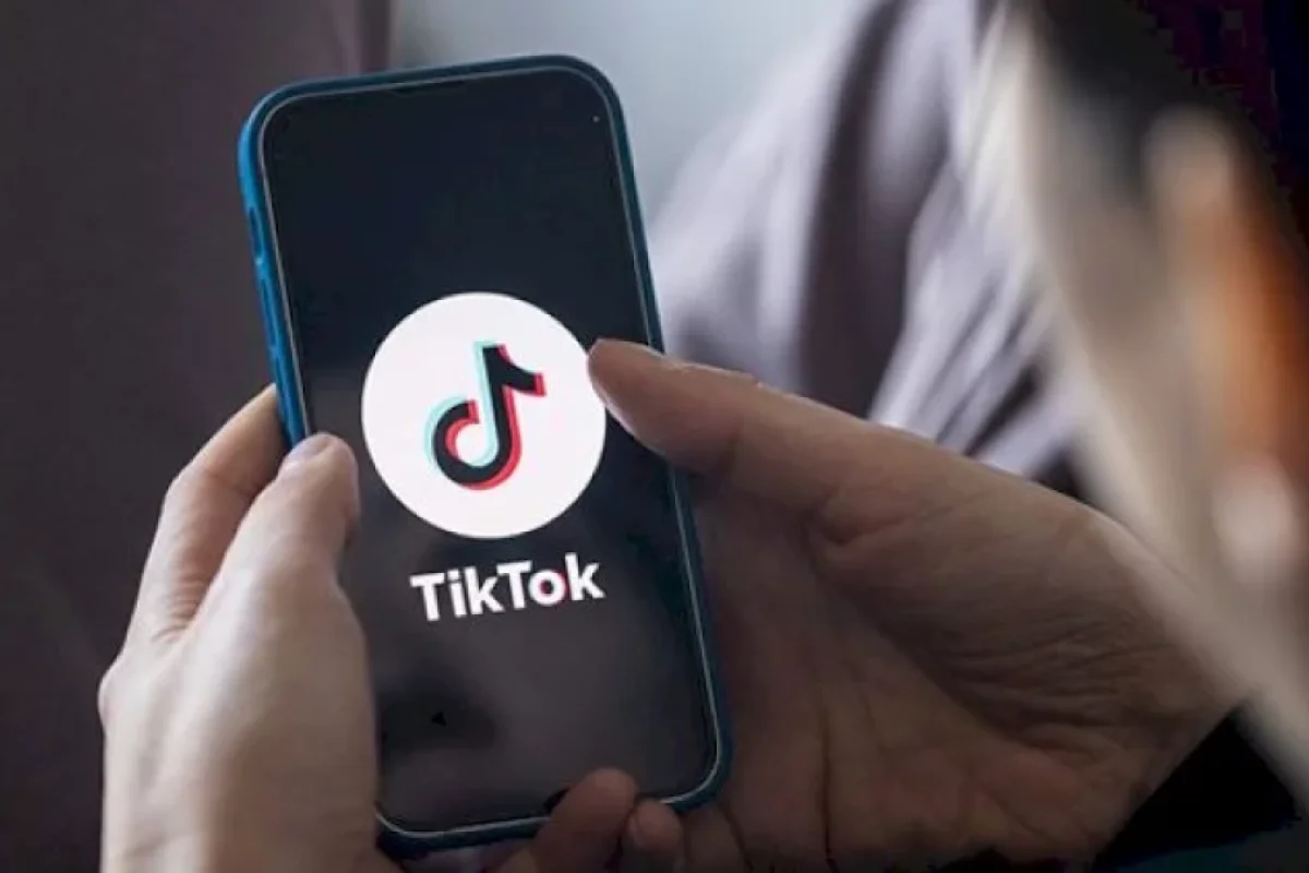 Tanınmış tiktokerə silahlı hücum - – 3 uşağı yaralandı, özü isə...