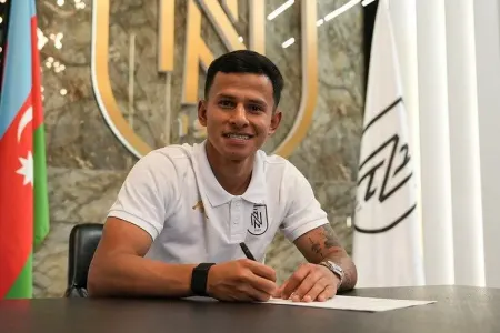 "Neftçi" daha bir futbolçunun transferini açıqladı