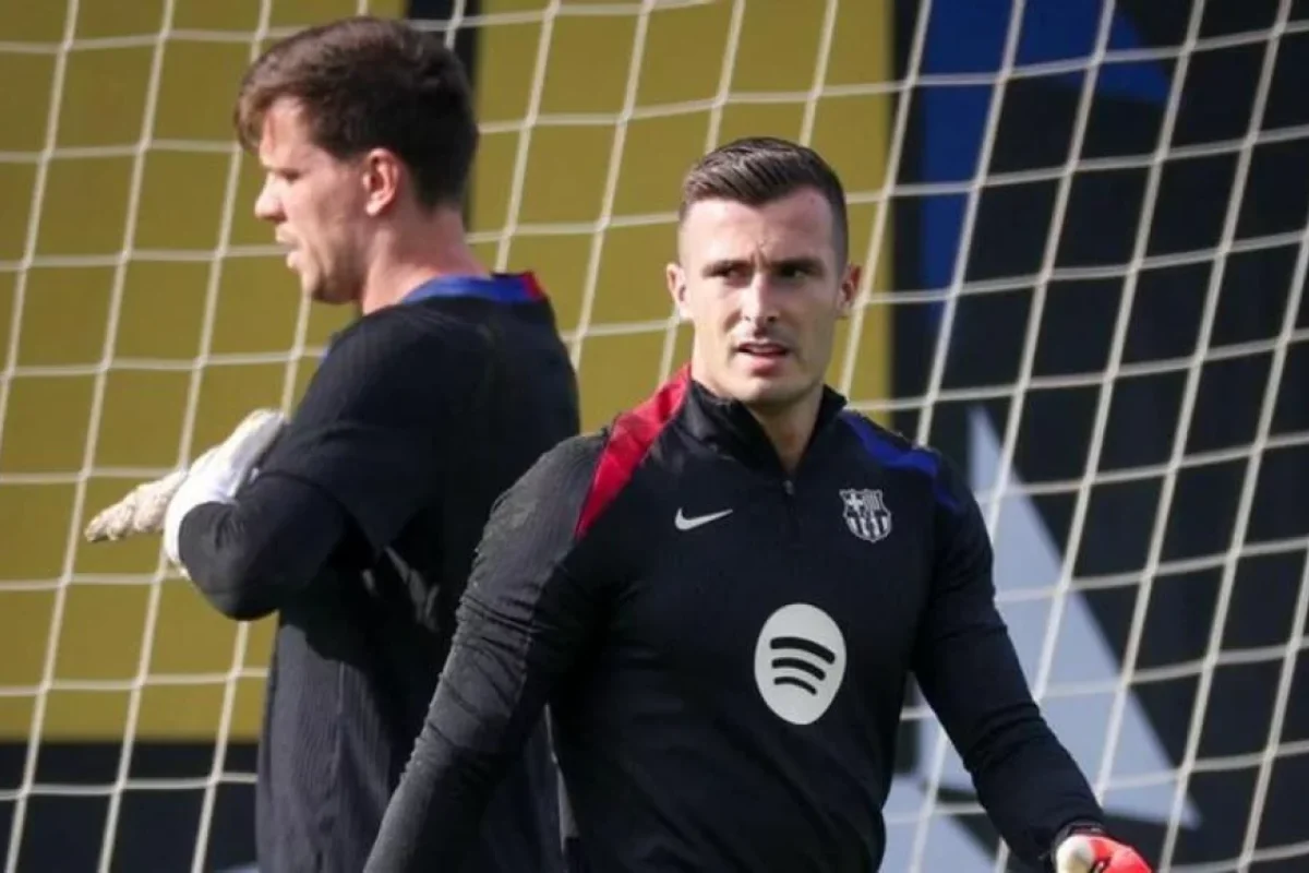 "Barselona" üç futbolçusunu satacaq