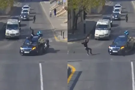 Bakıda motosikletçi maşının üstündən uçdu - QƏZA ANLARI