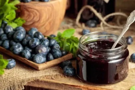 Vitamin DEPOSU: Mürəbbə ilə bir neçə xəstəliyi müalicə edə bilərsiniz