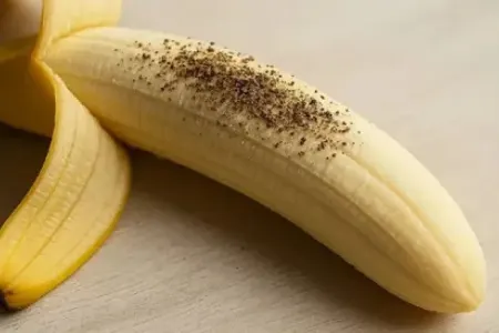Bananı qara bibərlə yemək... - Yeni trend