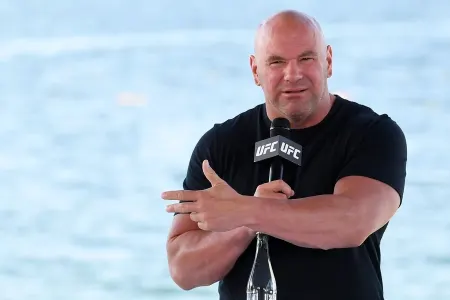 UFC Ağ Evdə möhtəşəm gecə planlaşdırır
