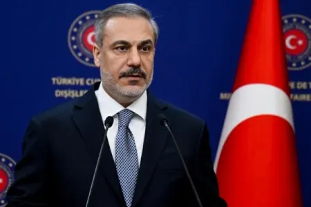 “İsrail bölgəni qarışdırmaqdan imtina etməlidir” - HAKAN FİDAN