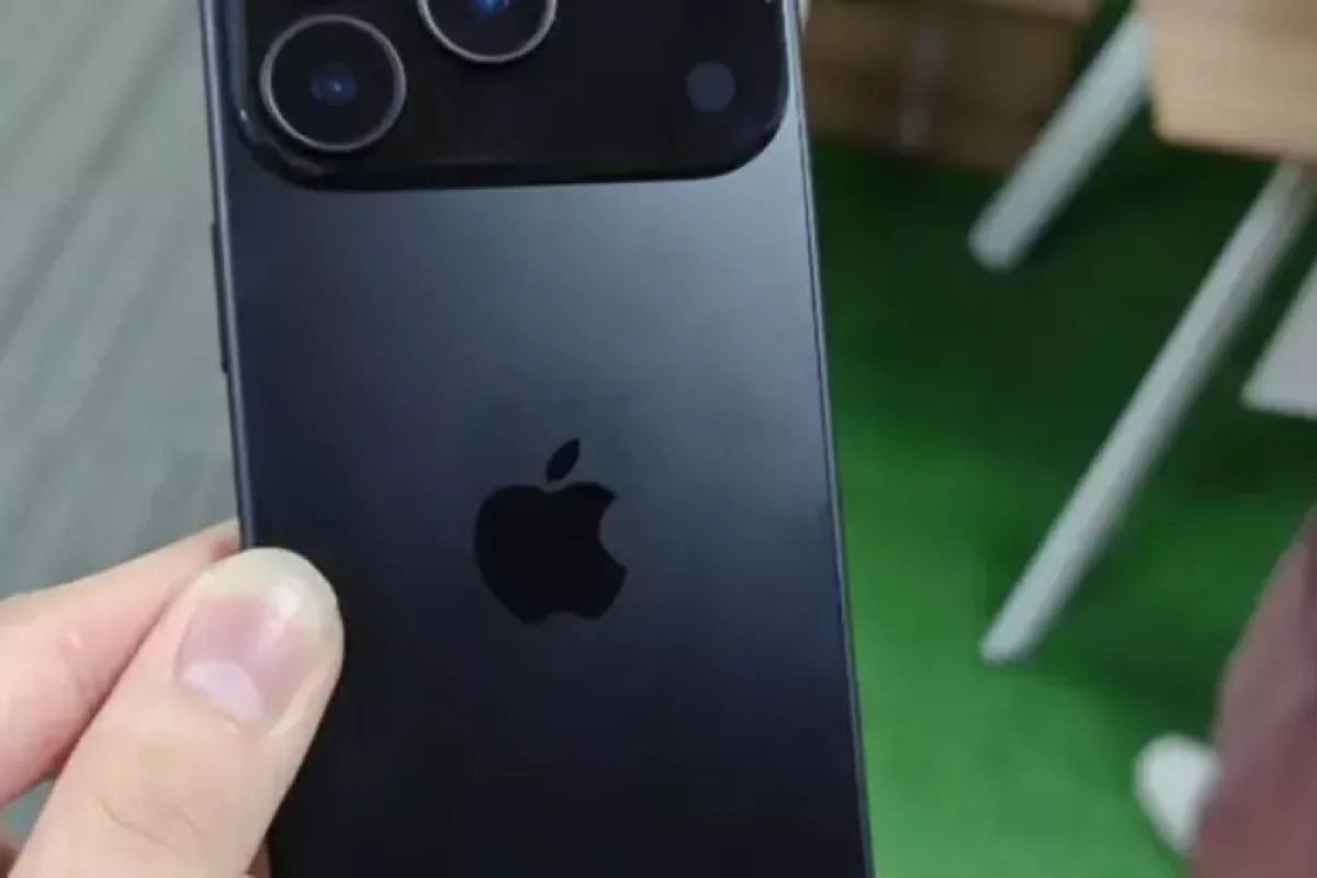 iPhone 17 arxa dizaynda radikal dəyişikliklə gəlir
