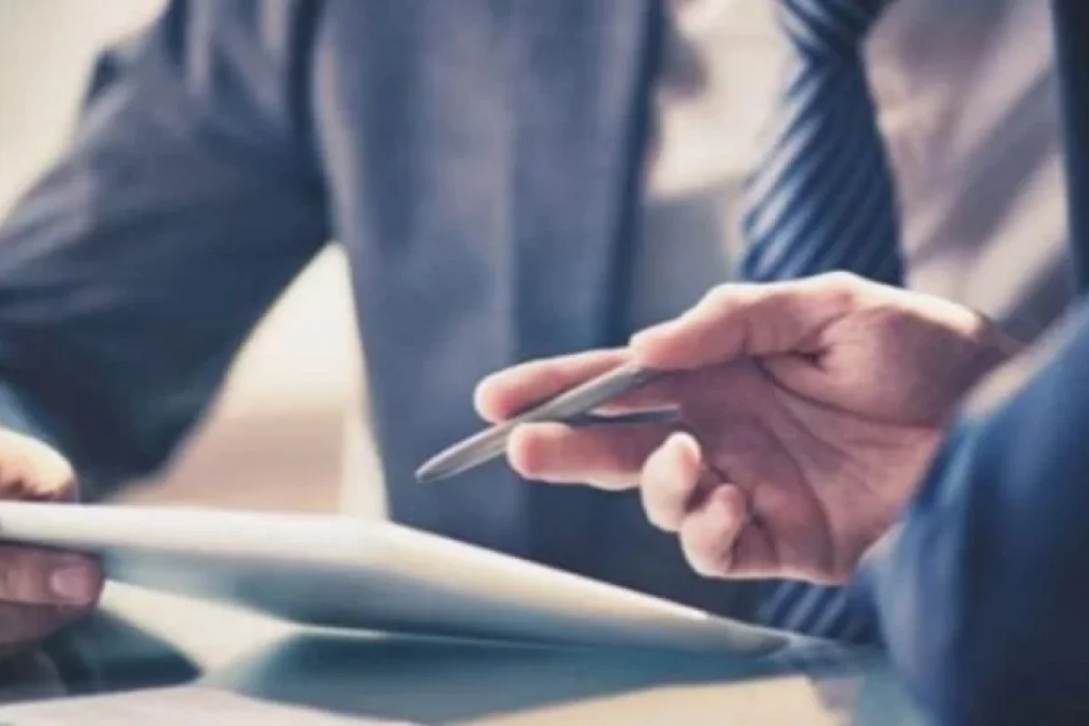 Sabiq deputat kirayə qaldığı mənzildən QOVULDU - Sevgilisinə... - ŞOK FOTO