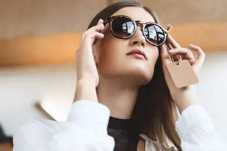 Günəş eynəyi seçərkən nəyə diqqət edilməlidir? - Həkim məsləhəti