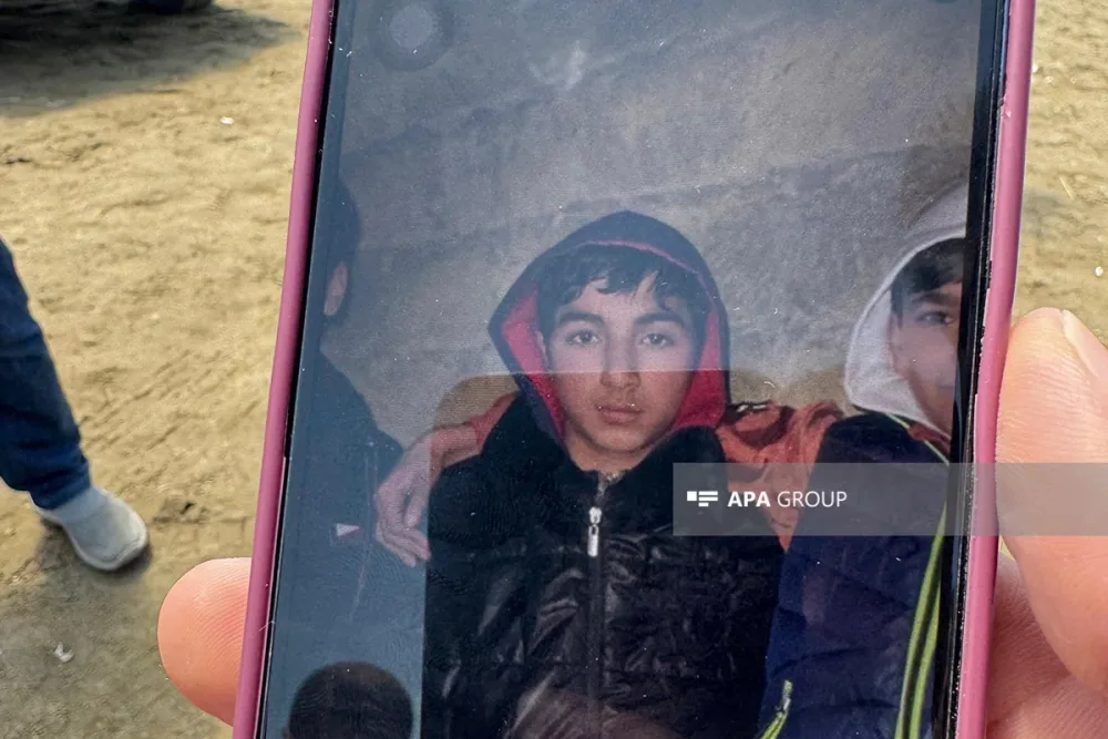 Dənizdə batan yeniyetmələrin FOTOLARI