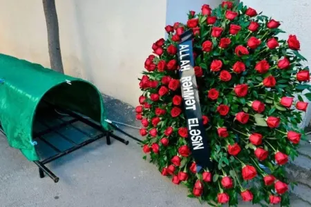 I kurs tələbəsi vəfat etdi - FOTO