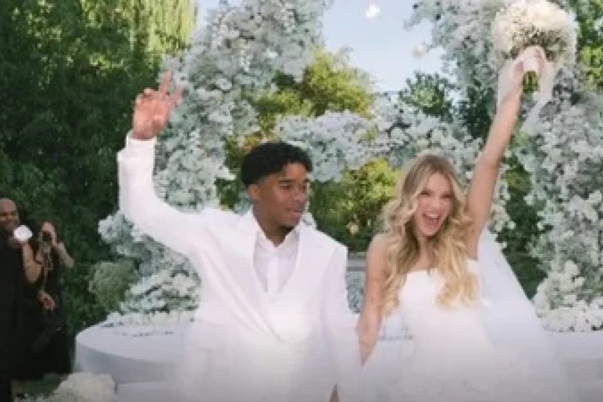 Qeyri-adi nikah müqaviləsi: küsülü yatmaq qadağandır!