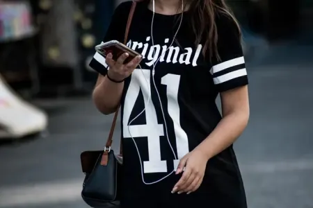 Gənclər artıq "alo" demir