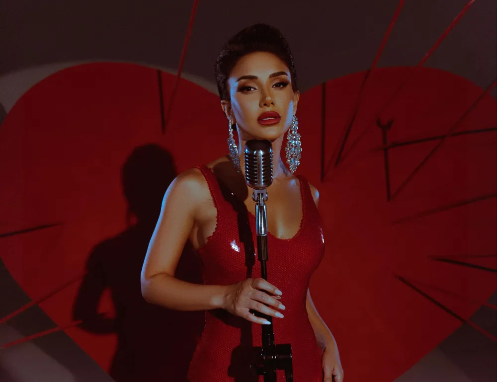 Mehindən “Eşq dəlisi” - FOTO__NEWL__