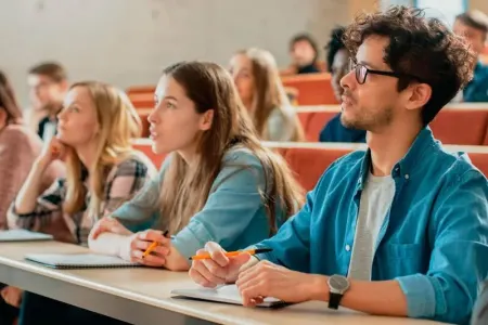 Xarici ölkələrdə təhsil alan tələbələrə - MÜRACİƏT