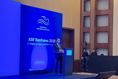 Zaur Əliyev: - "Üzgüçülük sağlamlığın qorunmasında mühüm rol oynayır"
