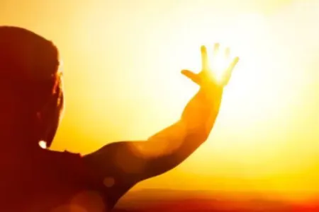 Uşaq çimərlikdə günvurmadan öldü - FACİƏ