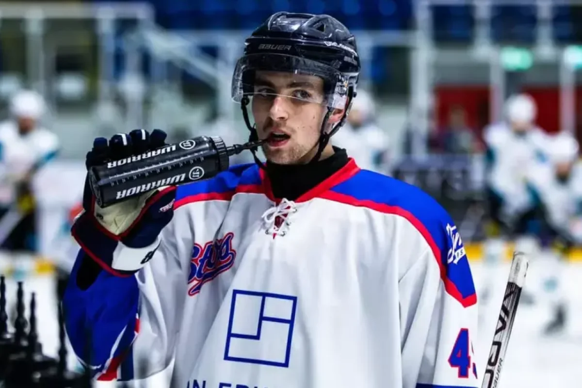 19 yaşlı idmançı dünyasını dəyişdi