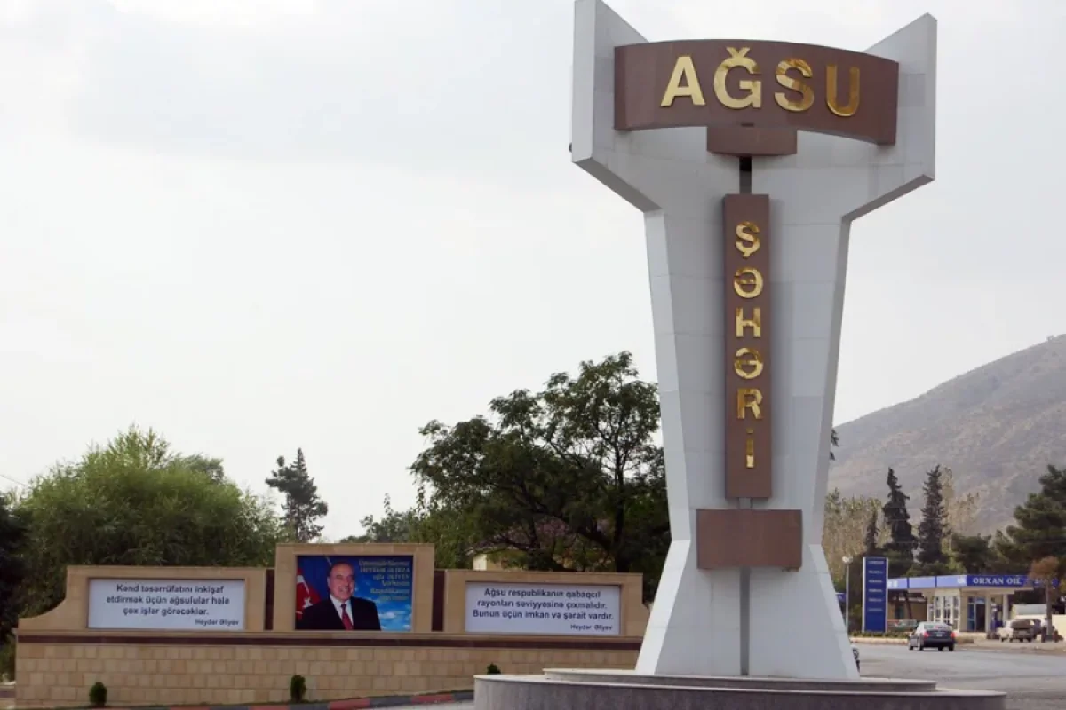 Ağsuda qardaş qardaşı - BIÇAQLADI