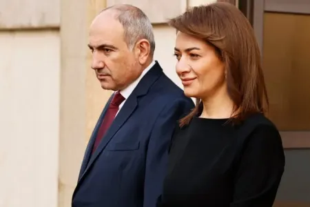 "Ev Annanın adına idi, ona görə evlənmədik" - Paşinyan