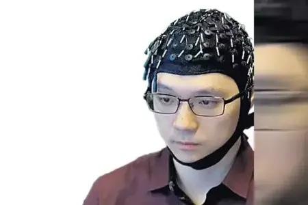 Elmdə yenilik: İnsan beynini oxuyub yazan papaq