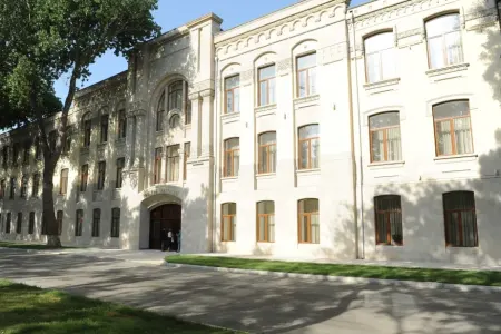 Klinikada çəkilişə görə - TÖHMƏT VƏ XƏBƏRDARLIQ