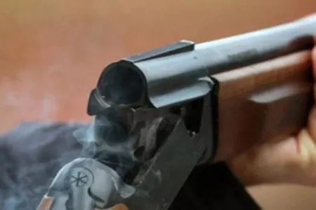 10 yaşlı uşaq qonağı öldürdü
