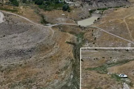 Sular çəkildi, məzarlar ÜZƏ ÇIXDI