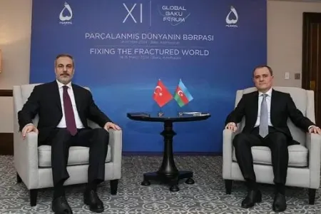 Hakan Fidan Ceyhun Bayramovla danışdı
