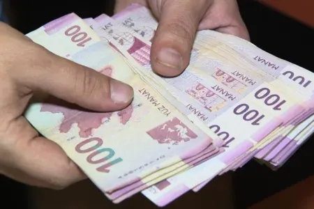 Pensiya və maaşlarla bağlı yenilik gözlənir - – TARİX açıqlandı