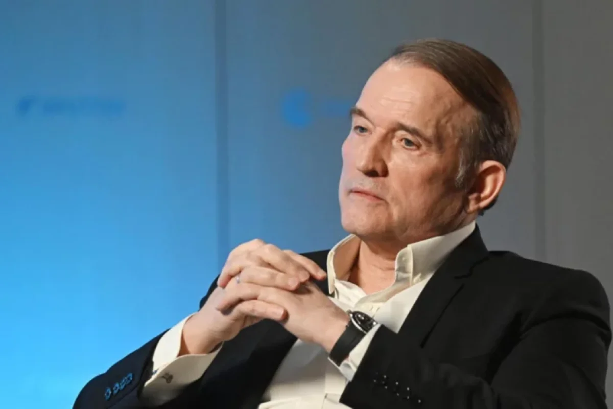 Ukraynanın dövlət borcu 180 milyard dolları ötür - Medvedçuk