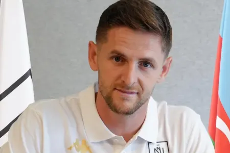 “Neftçi” yeni qapıçı transfer etdi