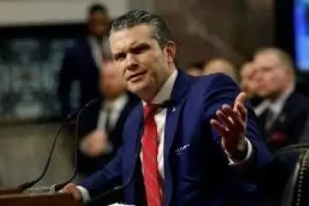 Ağ Ev Pit Heqsetə qadağa qoydu