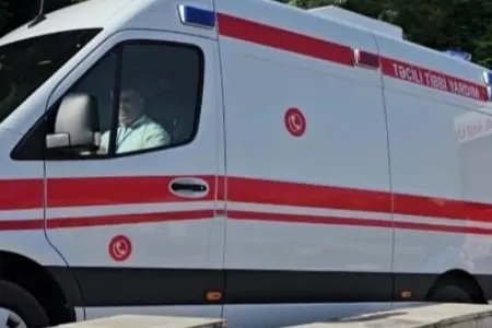 23 yaşlı gənc şadlıq evinin pilləkənindən yıxıldı