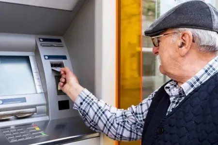 Nazir: “Pensiya yaşı 70 olsun – Ömür uzanıb, daha çox işləyin!”