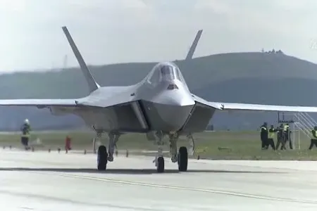 Türkiyə ən böyük hərbi müqaviləni bu ölkə ilə imzaladı