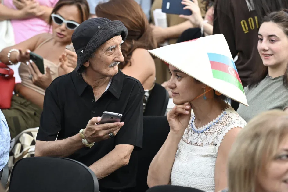 Qız qalası meydanında “Vyetnam günləri” çərçivəsində xüsusi mədəni-əyləncəli proqram təşkil olundu - FOTOLAR