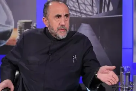Paşinyanı devirmək istəyən keşişdən XƏBƏR VAR