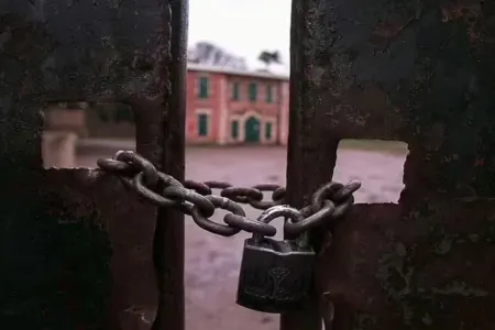 82 illik qadağadan sonra - 1 gün üçün açılır