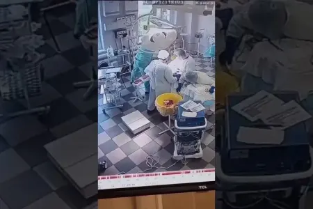 Zəlzələ zamanı əməliyyatı DAYANDIRMADILAR