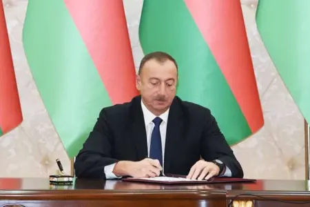 İlham Əliyev 2 fərman, 1 sərəncam imzaladı