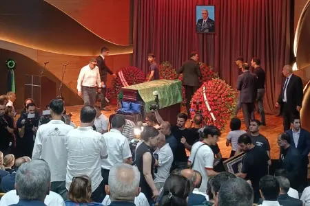 Arif Babayevlə vida mərasimi keçirilir - YENİLƏNİB