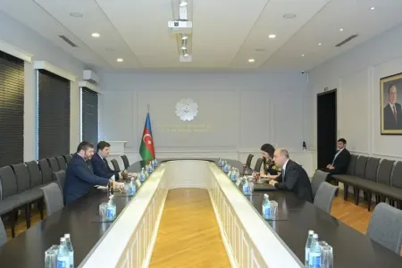 Emin Əmrullayev Ukraynanın Azərbaycandakı səfiri ilə görüşdü