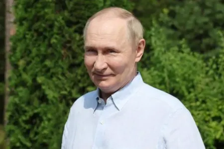 Putin: Moskva hədəflərindən əl çəkmir, amma...