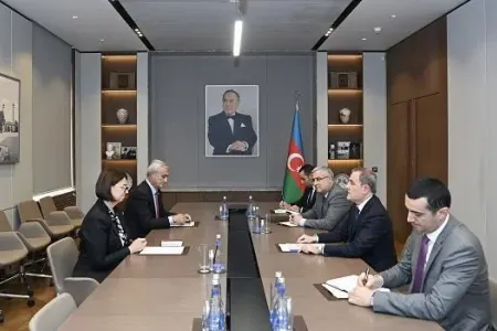 Azərbaycanda Qızıl Xaç Komitəsinin fəaliyyəti dayandırılır