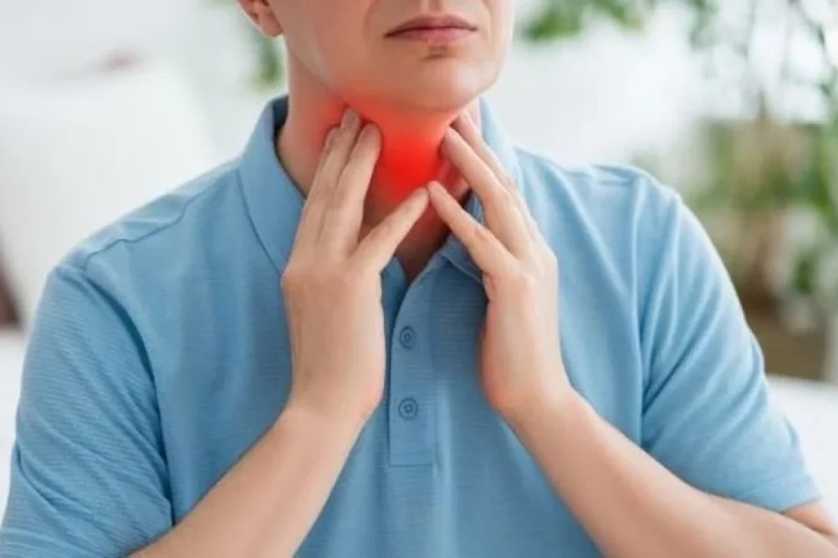 Boğaz ağrısı xərçəngin ƏLAMƏTİ OLA BİLƏR!