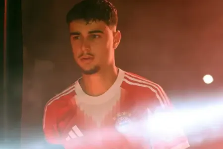 "Bavariya"nın futbolçusu əməliyyat olundu