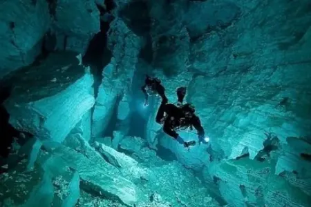 Qeyri-adi olay: 5 gün suyun altında qaldı